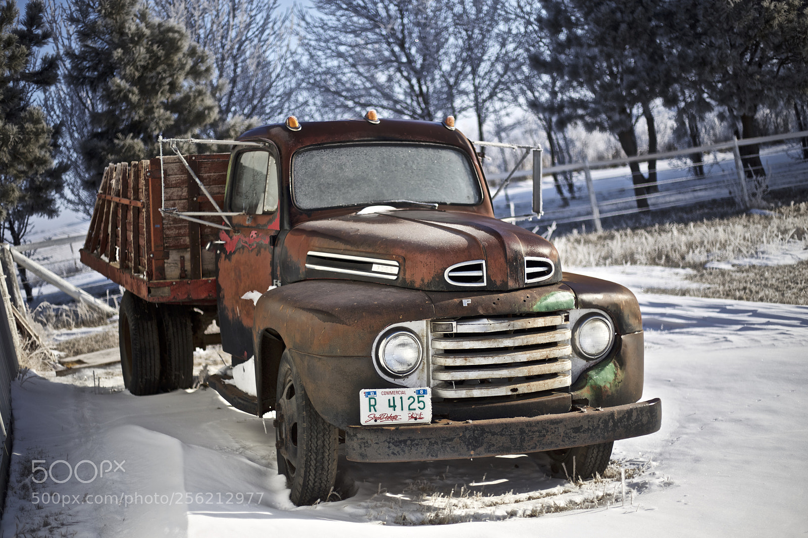 Canon EOS 6D sample photo. Rusty truck photography