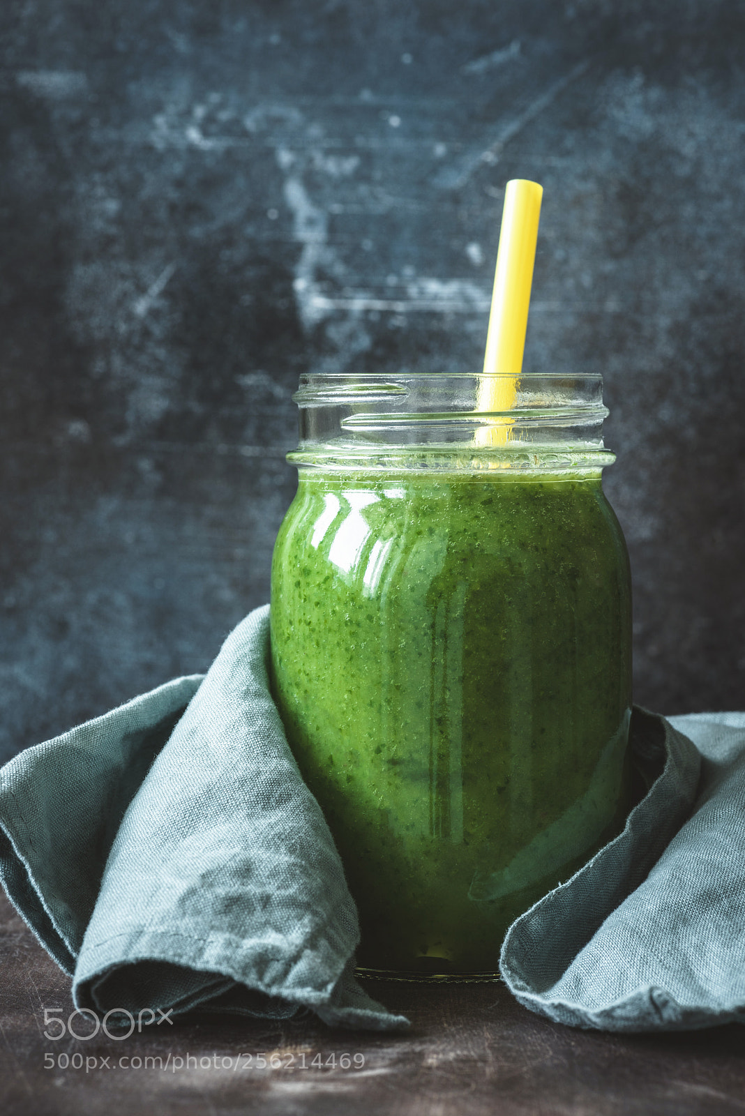 Nikon D810 sample photo. Detox green smoothie in photography