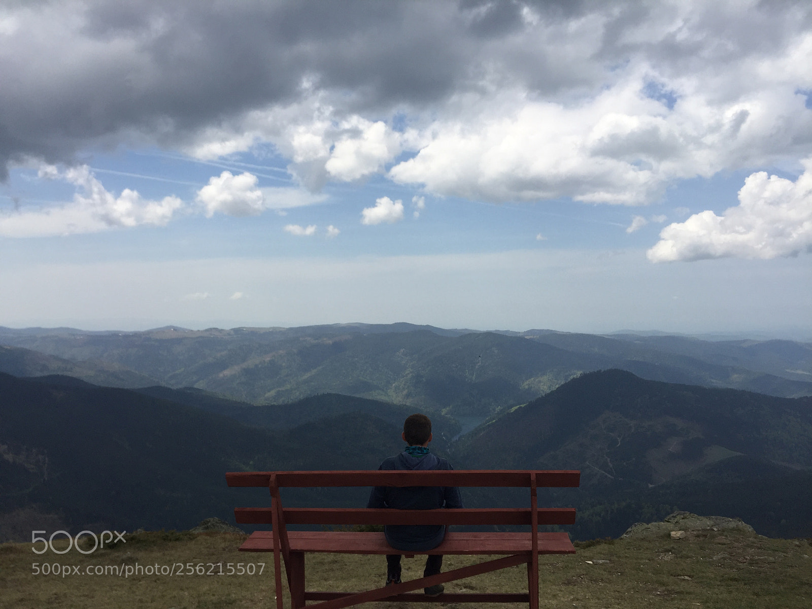 Apple iPhone 6 sample photo. Boy on a bench photography