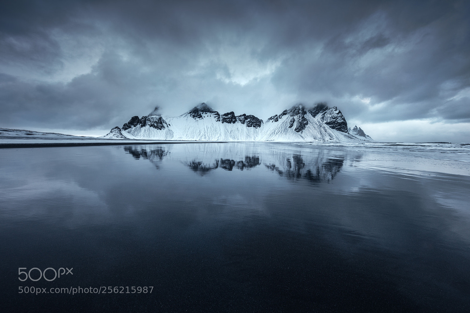 Canon EOS 5DS sample photo. Stokksnes moody reflection photography