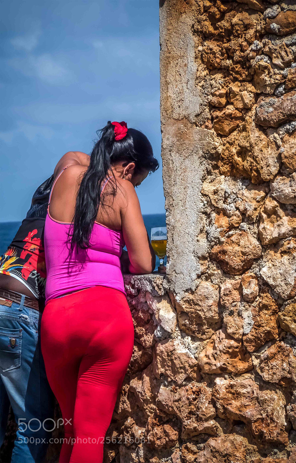 Olympus OM-D E-M5 II sample photo. Lady in cuba  photography