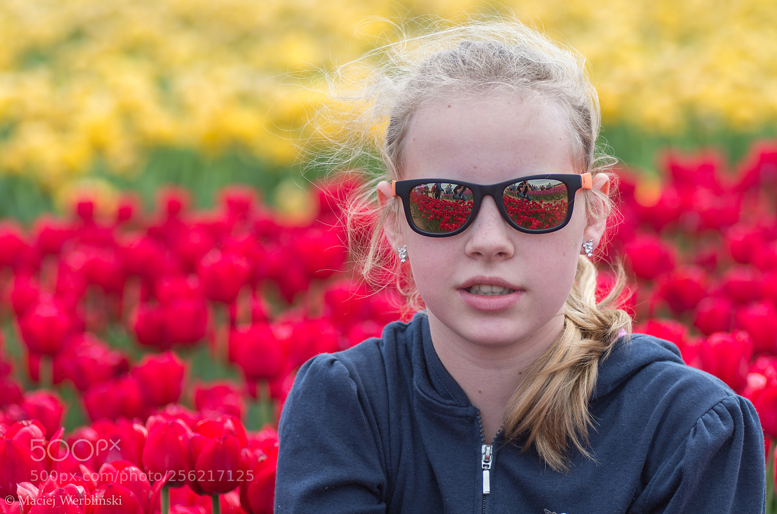 Pentax K-50 sample photo. Tulip girl photography