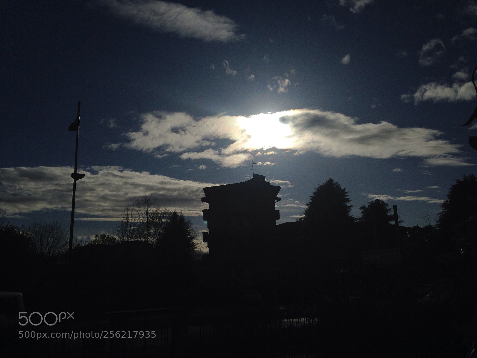 Apple iPhone 5c sample photo. Sun in the cloud photography