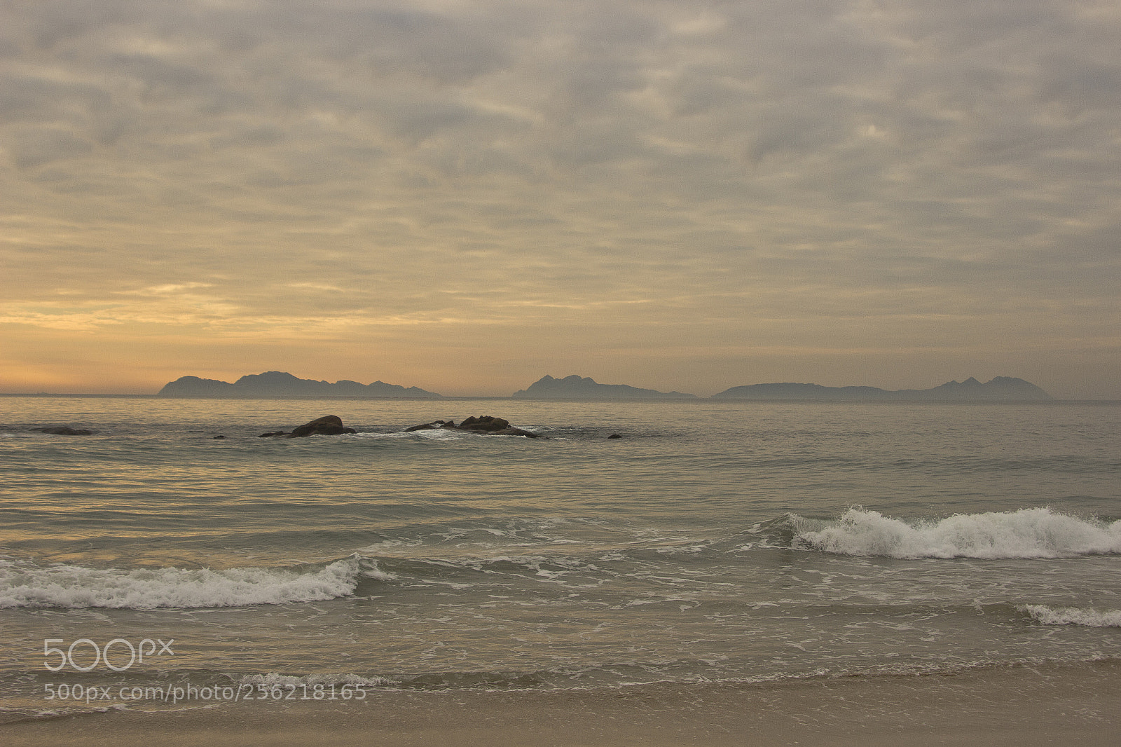 Canon EOS 600D (Rebel EOS T3i / EOS Kiss X5) sample photo. Playa photography