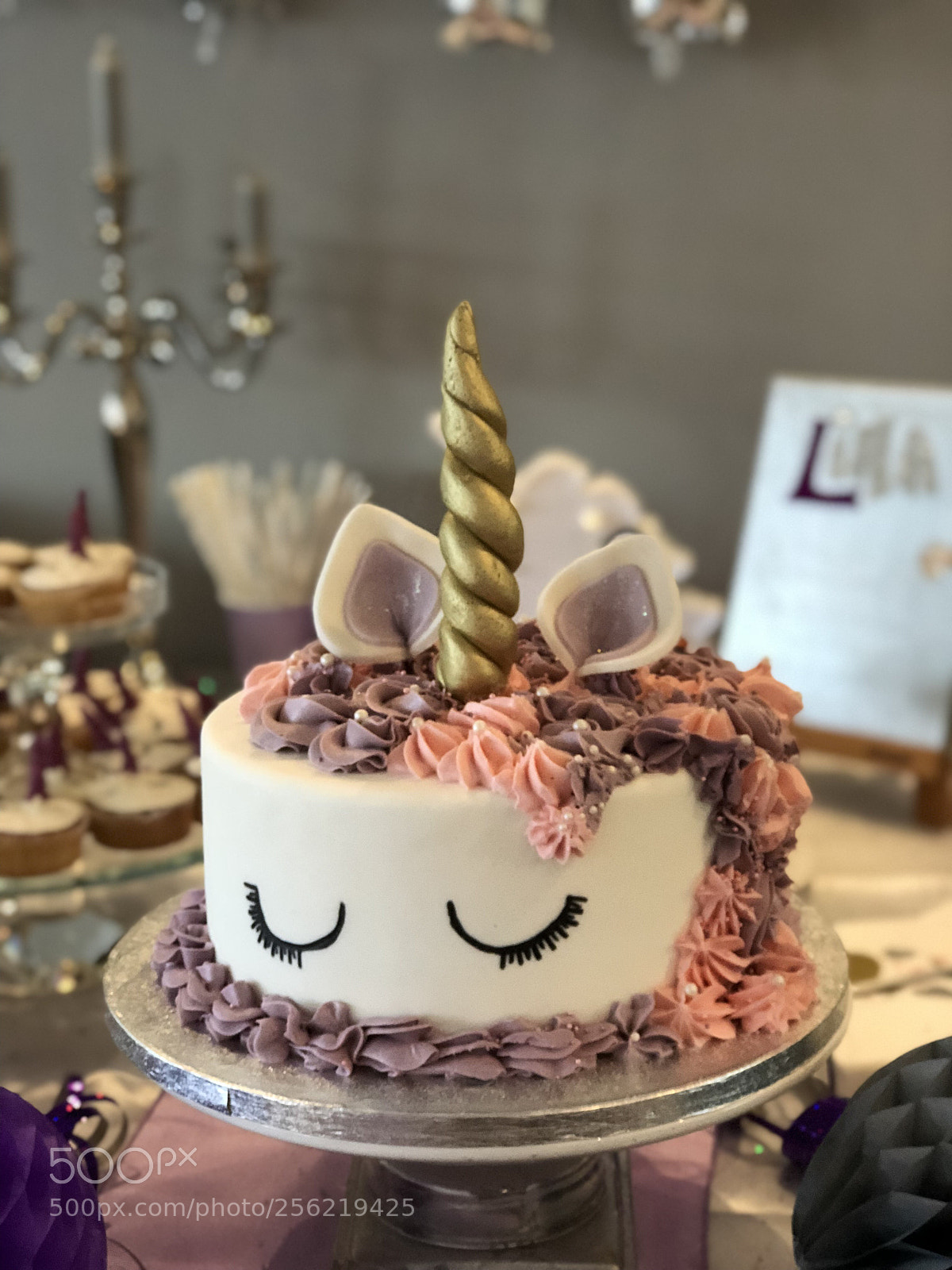 Apple iPhone 8 Plus sample photo. Happy birthday. photography