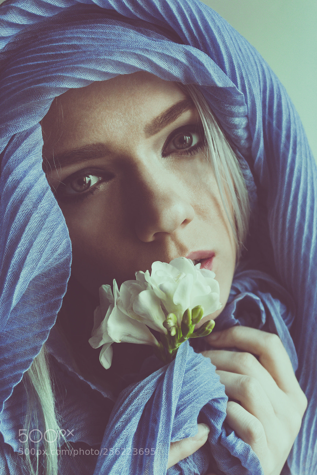 Canon EOS 700D (EOS Rebel T5i / EOS Kiss X7i) sample photo. Aquamarine mood photography