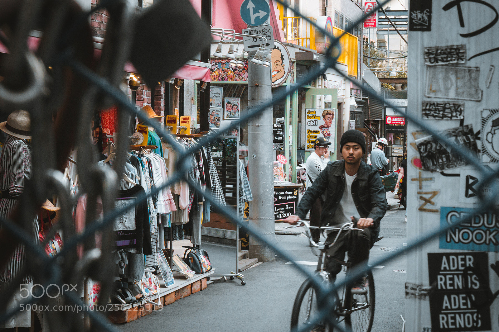 Sony a6000 sample photo. Harajuku photography