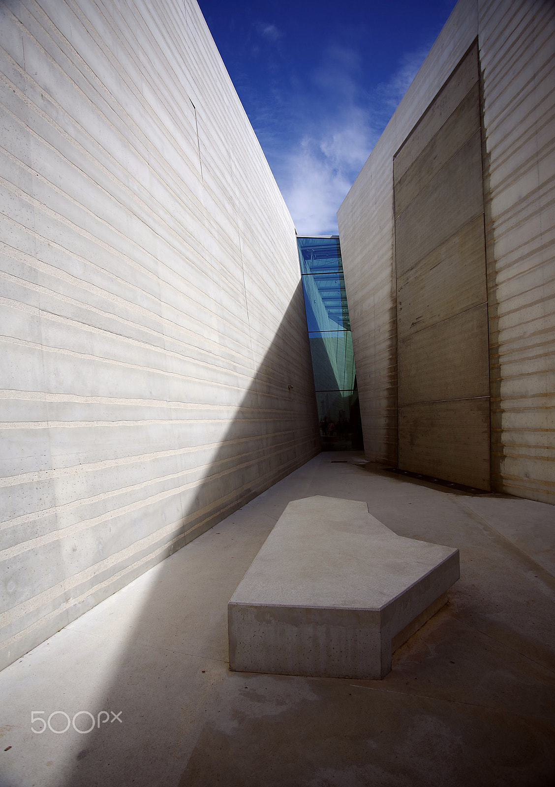 Tokina 19-35mm F3.5-4.5 AF sample photo. Lascaux iv photography