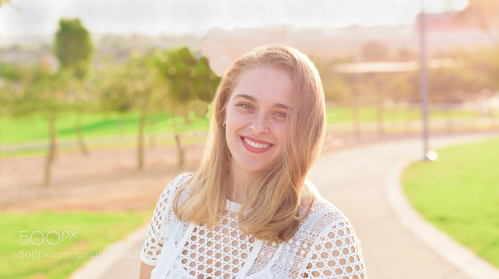Nikon D7200 sample photo. Sunny portrait photography