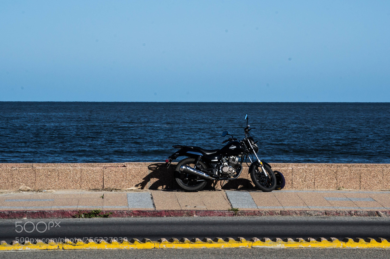 Nikon D3100 sample photo. Break photography
