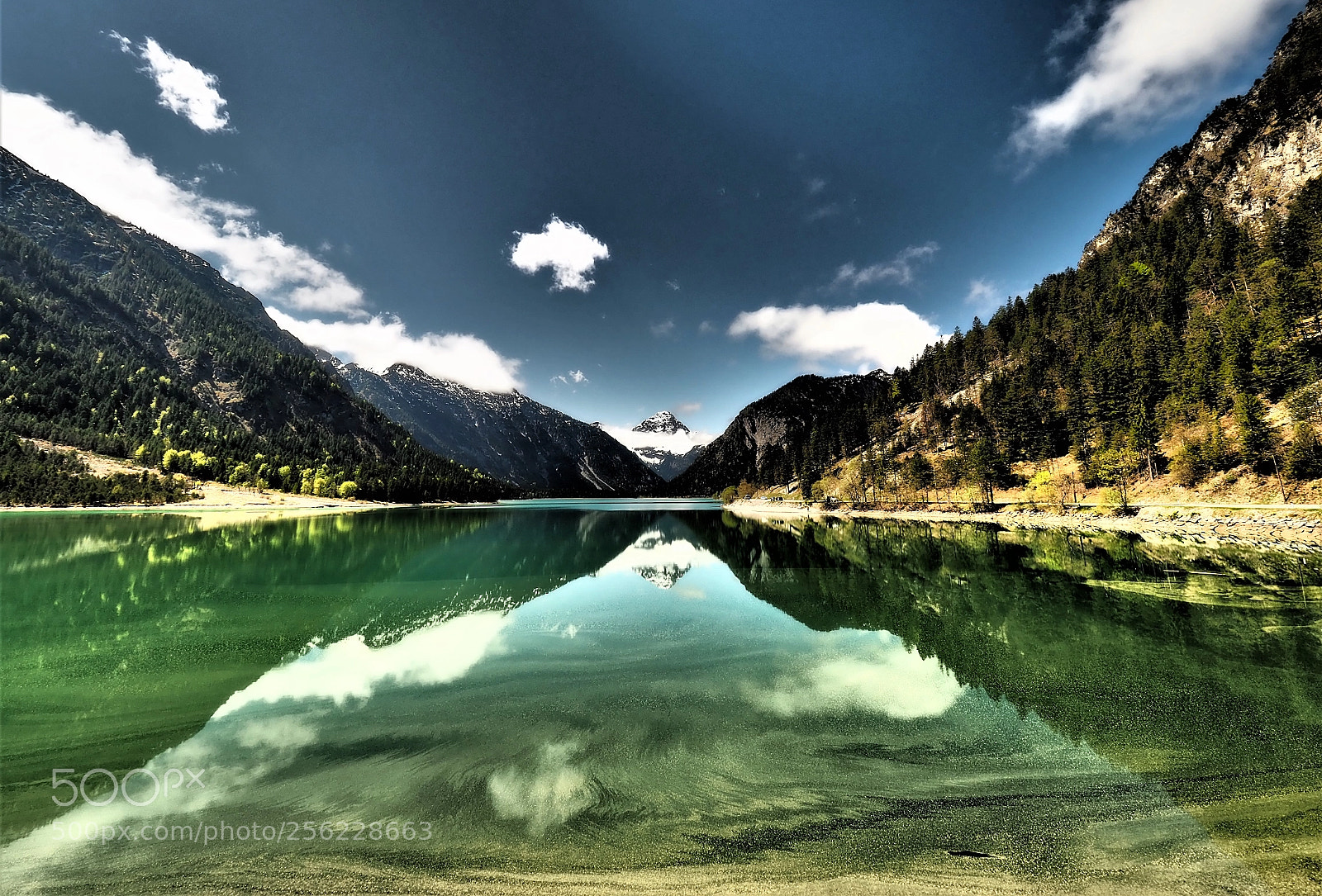 Olympus OM-D E-M5 II sample photo. Mirror mountains on green photography