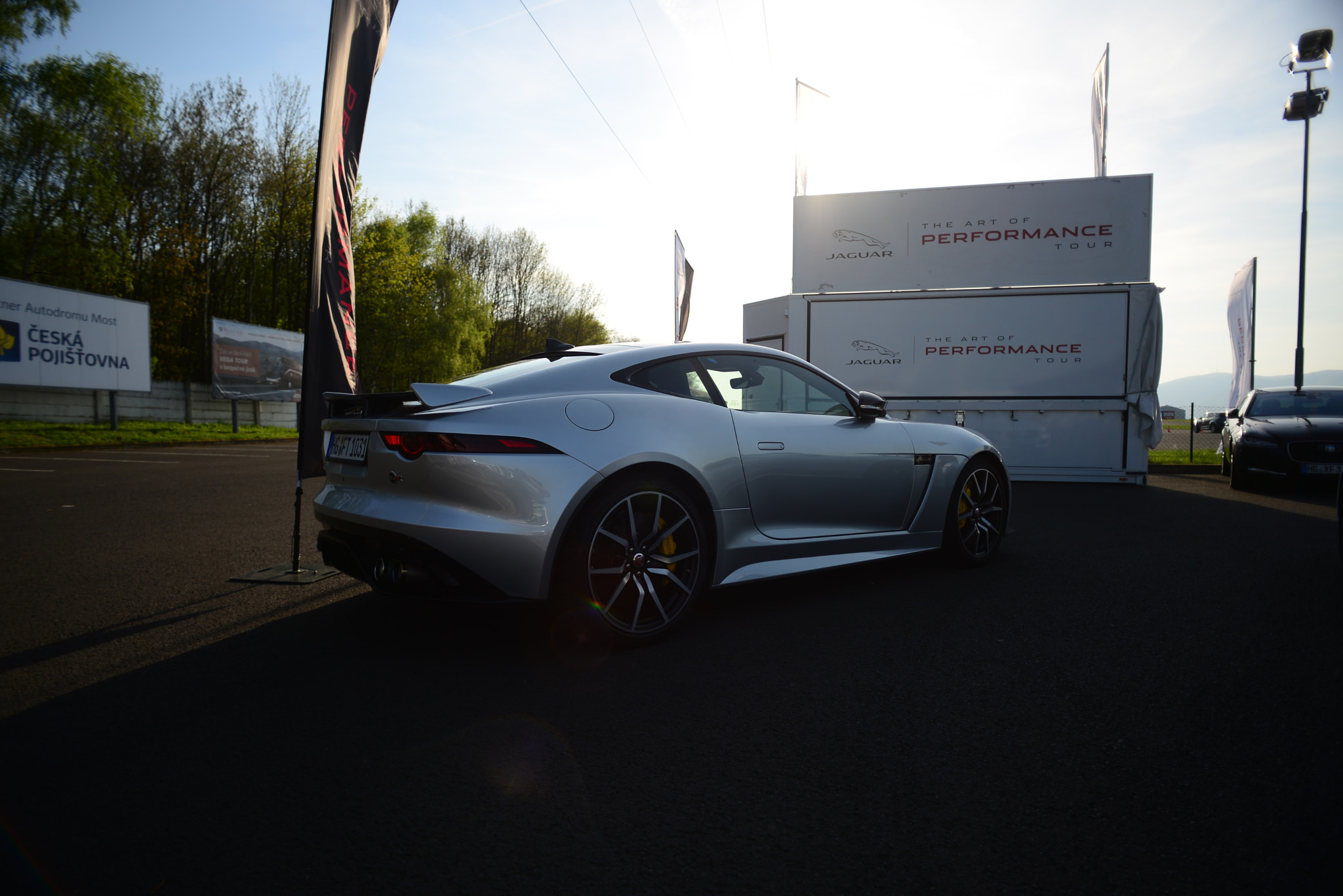 Nikon AF Nikkor 20mm F2.8D sample photo. Jaguar a land rover roadshow photography