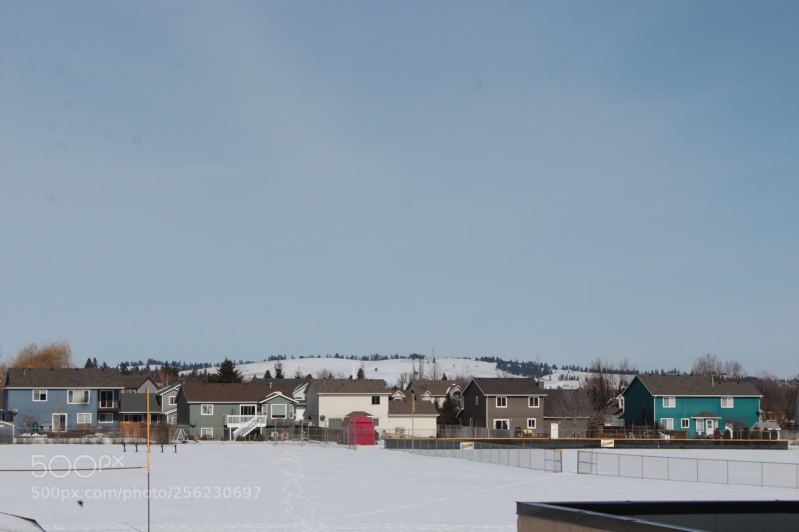 Canon EOS 1200D (EOS Rebel T5 / EOS Kiss X70 / EOS Hi) sample photo. Horizon snow photography