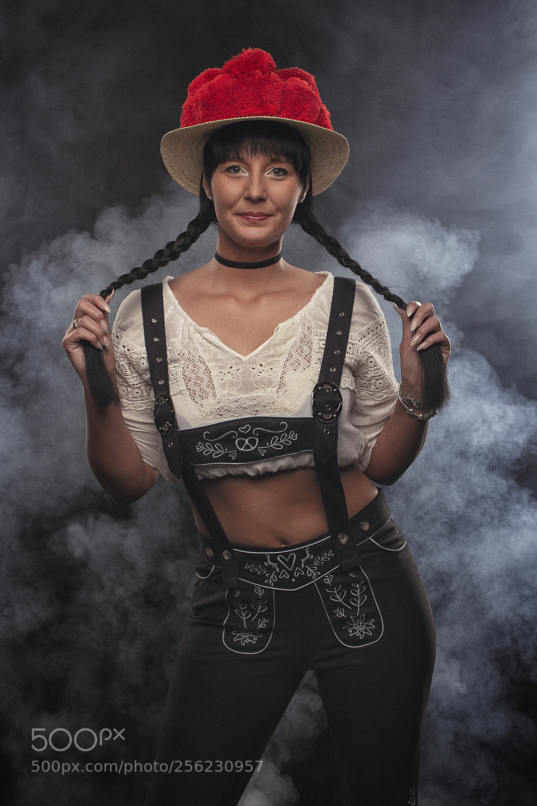 Canon EOS 700D (EOS Rebel T5i / EOS Kiss X7i) sample photo. Black forest girl photography