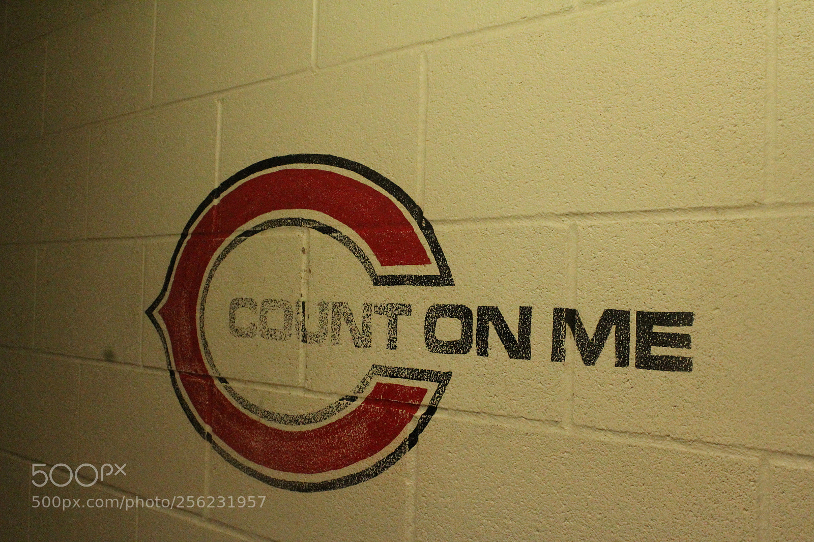 Canon EOS 1200D (EOS Rebel T5 / EOS Kiss X70 / EOS Hi) sample photo. Locker room stuff photography