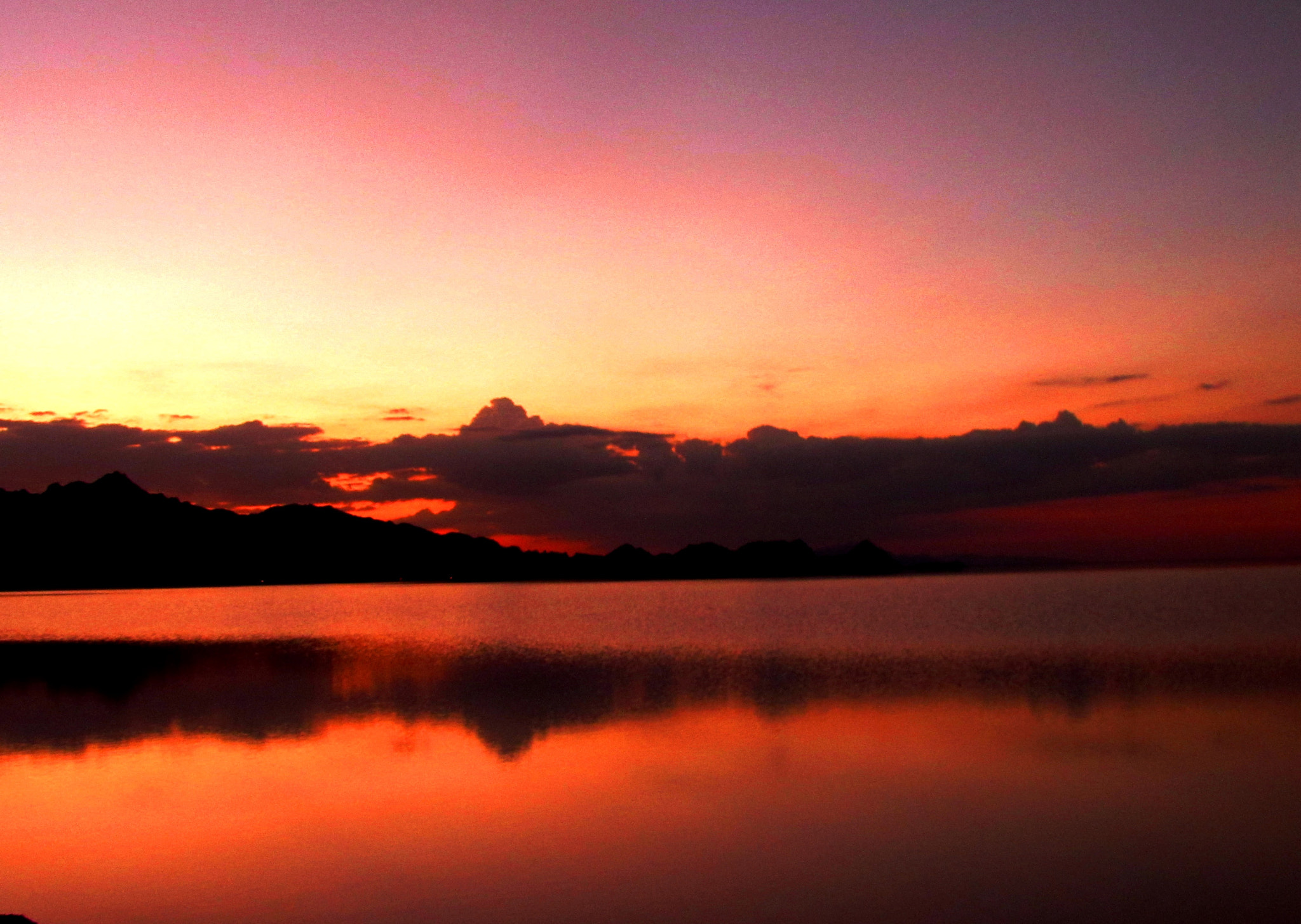 Canon PowerShot SX510 HS sample photo. Reflejos photography