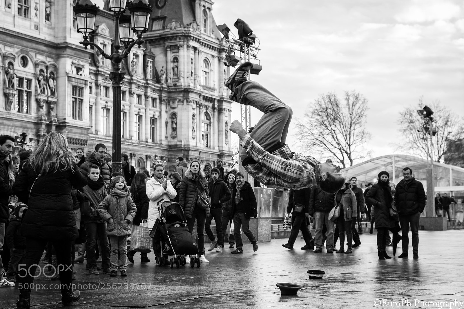 Nikon D3100 sample photo. Street performer photography