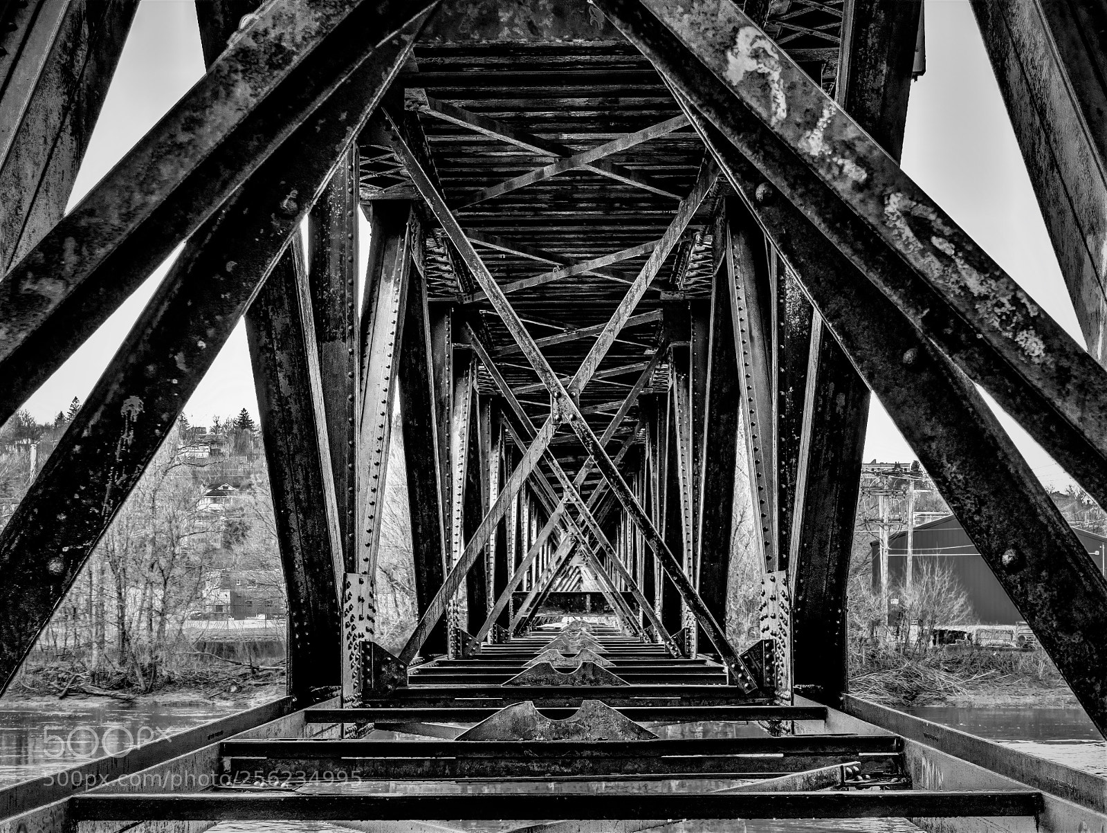 Sony Cyber-shot DSC-RX100 III sample photo. Under the bridge photography