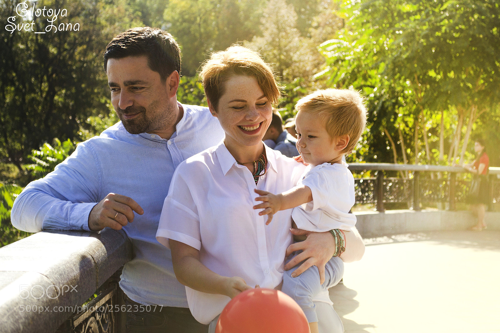 Nikon D3100 sample photo. Family photography