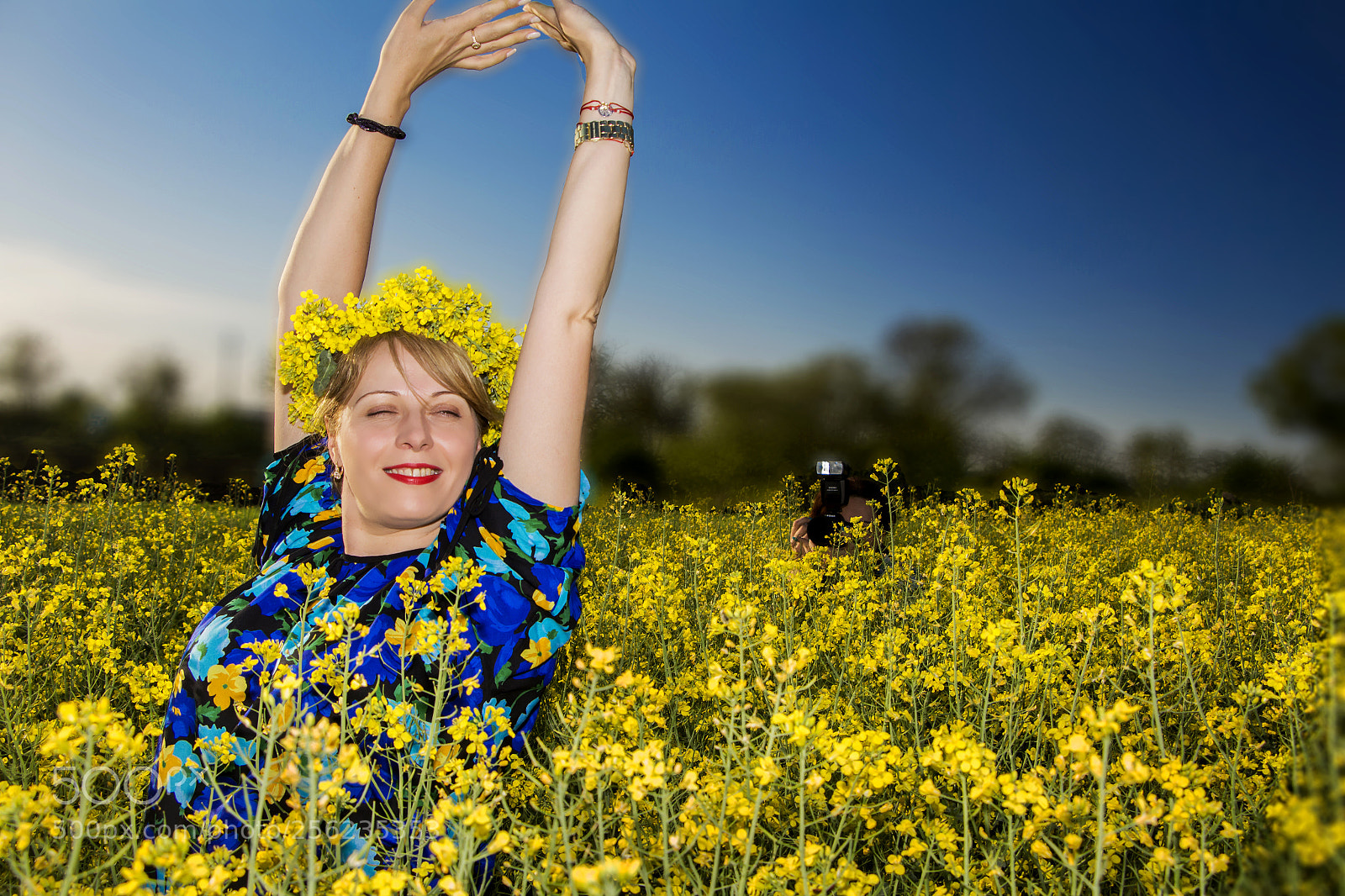 Canon EOS 700D (EOS Rebel T5i / EOS Kiss X7i) sample photo. Happy model in rapeseed photography