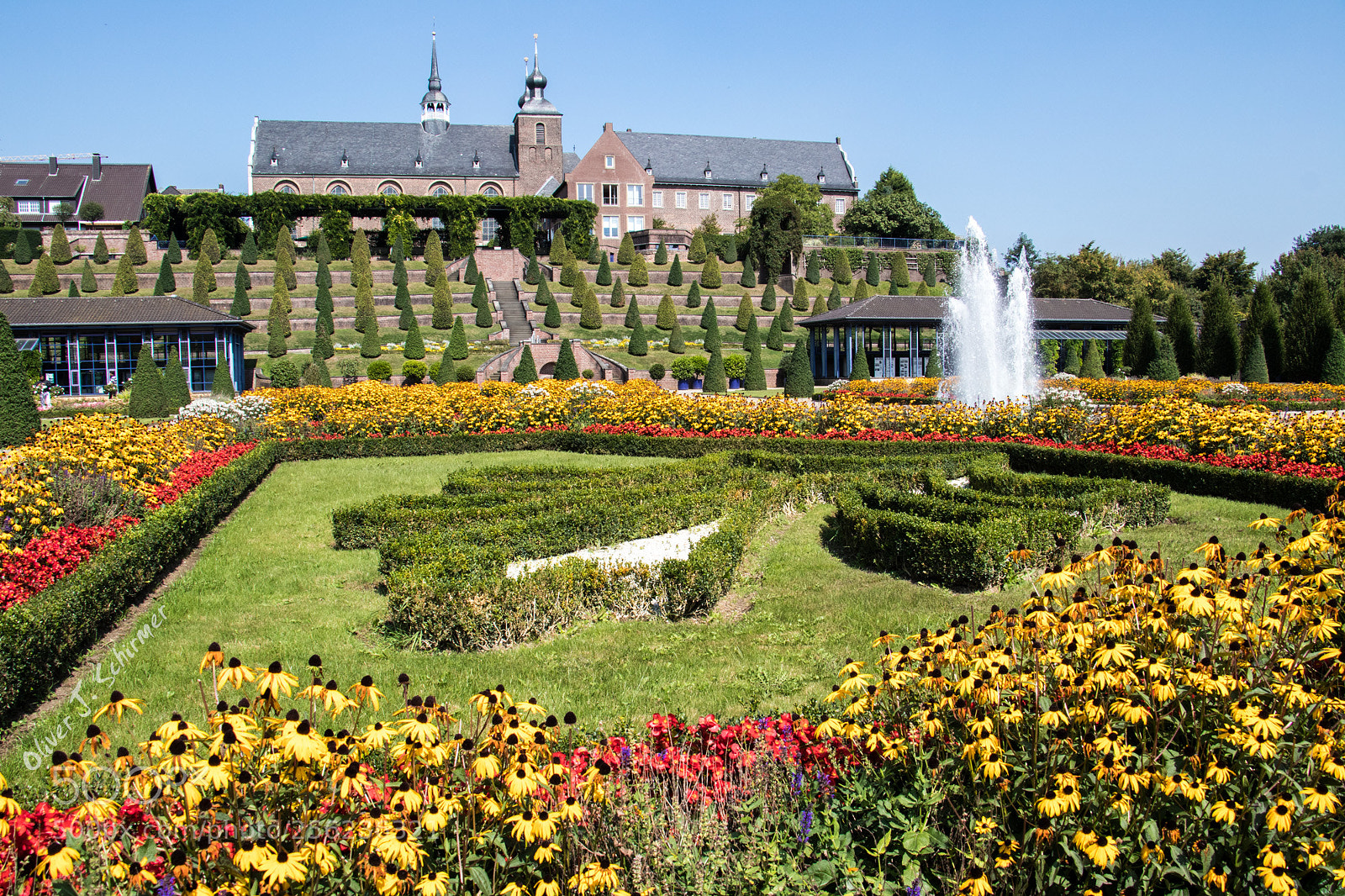 Canon EOS 80D sample photo. Abbey kamp at springtime photography