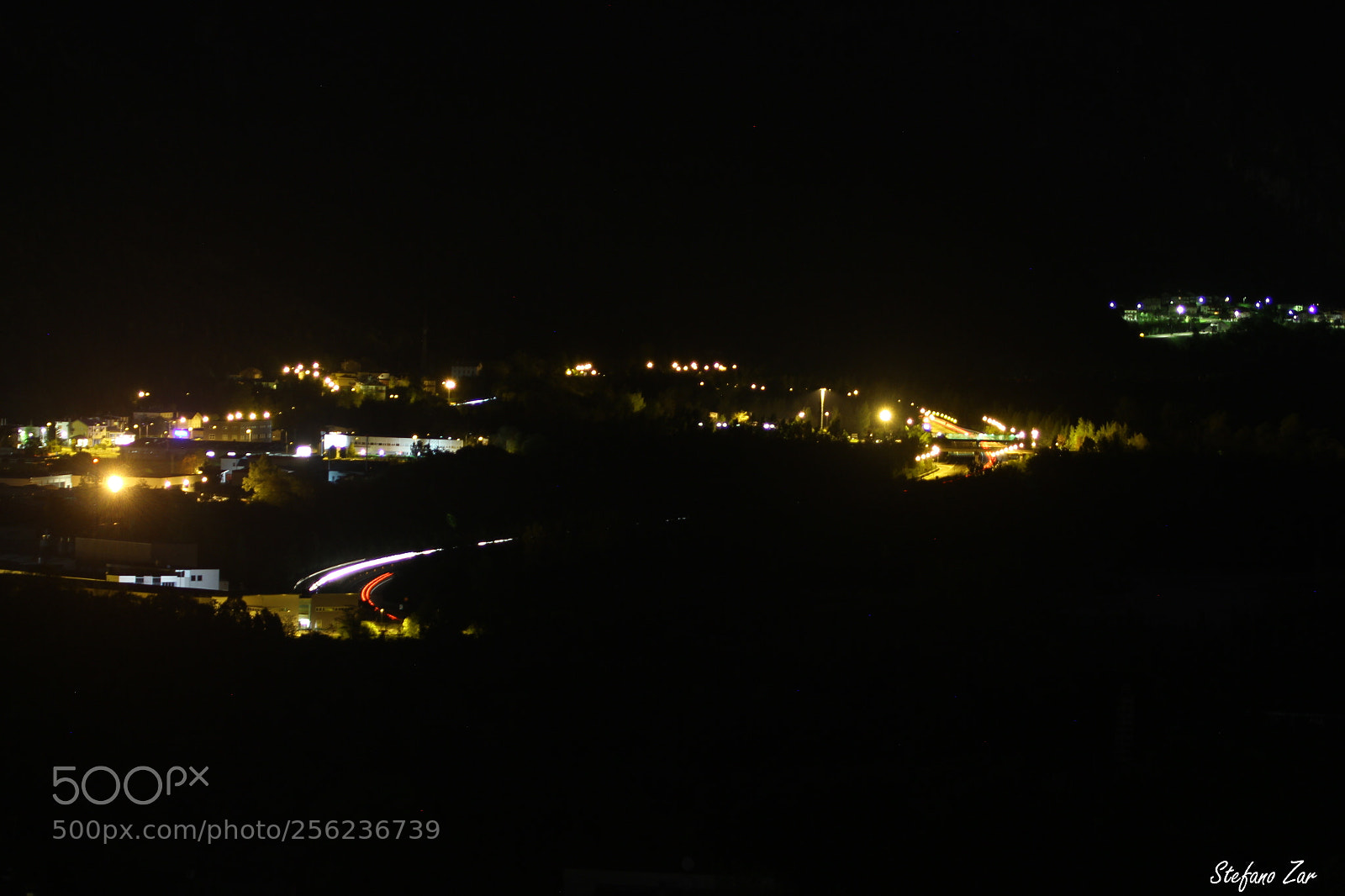 Canon EOS 700D (EOS Rebel T5i / EOS Kiss X7i) sample photo. Belluno notturno photography