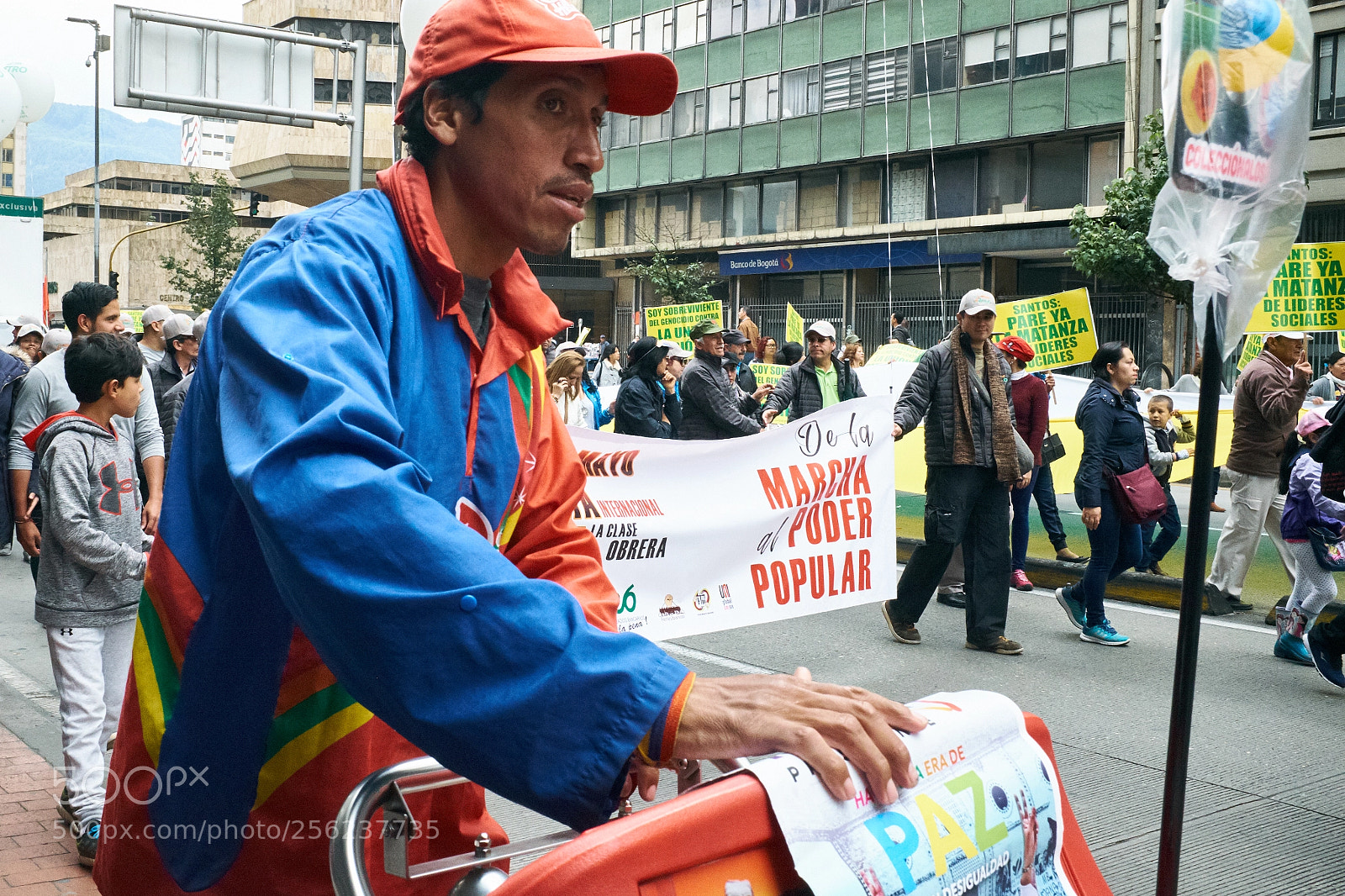 Fujifilm X100S sample photo. D a internacional del photography