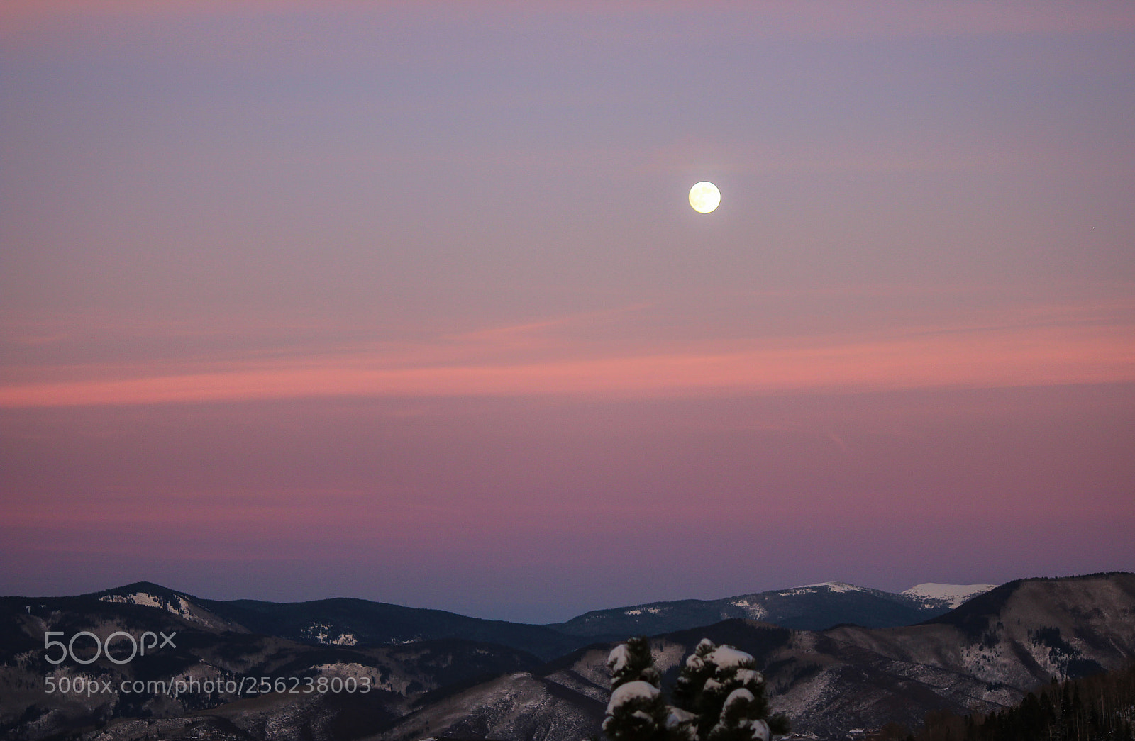 Canon EOS 600D (Rebel EOS T3i / EOS Kiss X5) sample photo. Moonrise photography