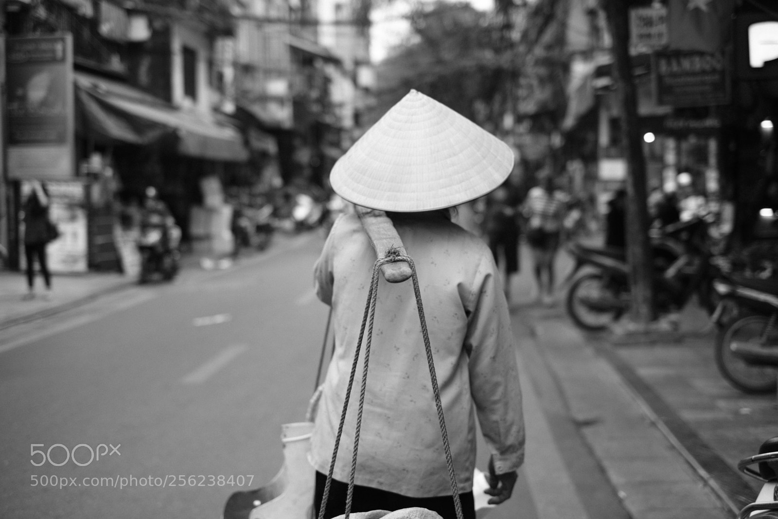 Fujifilm X-Pro2 sample photo. Hanoi merchant photography