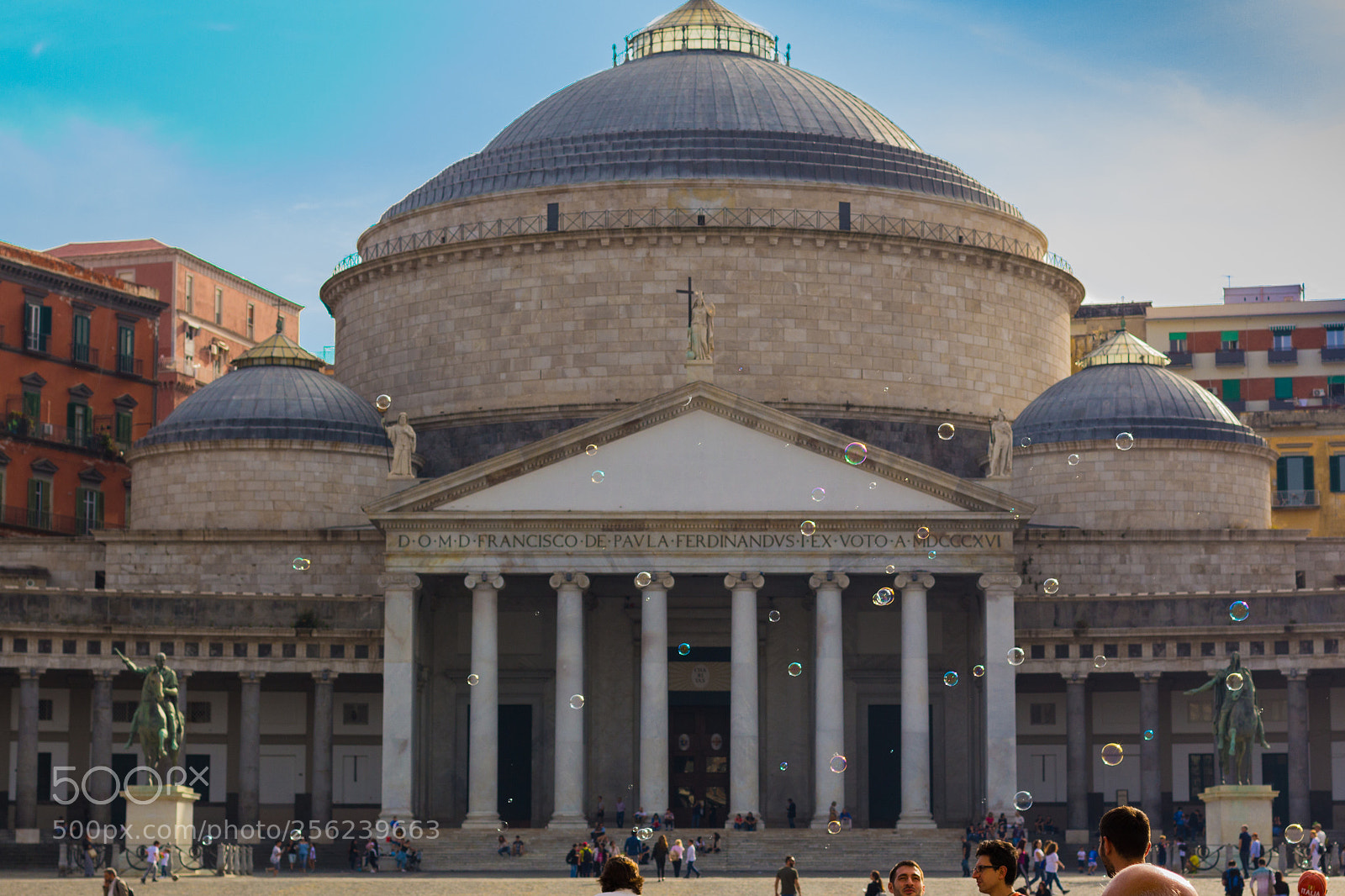 Canon EOS 700D (EOS Rebel T5i / EOS Kiss X7i) sample photo. Naples photography