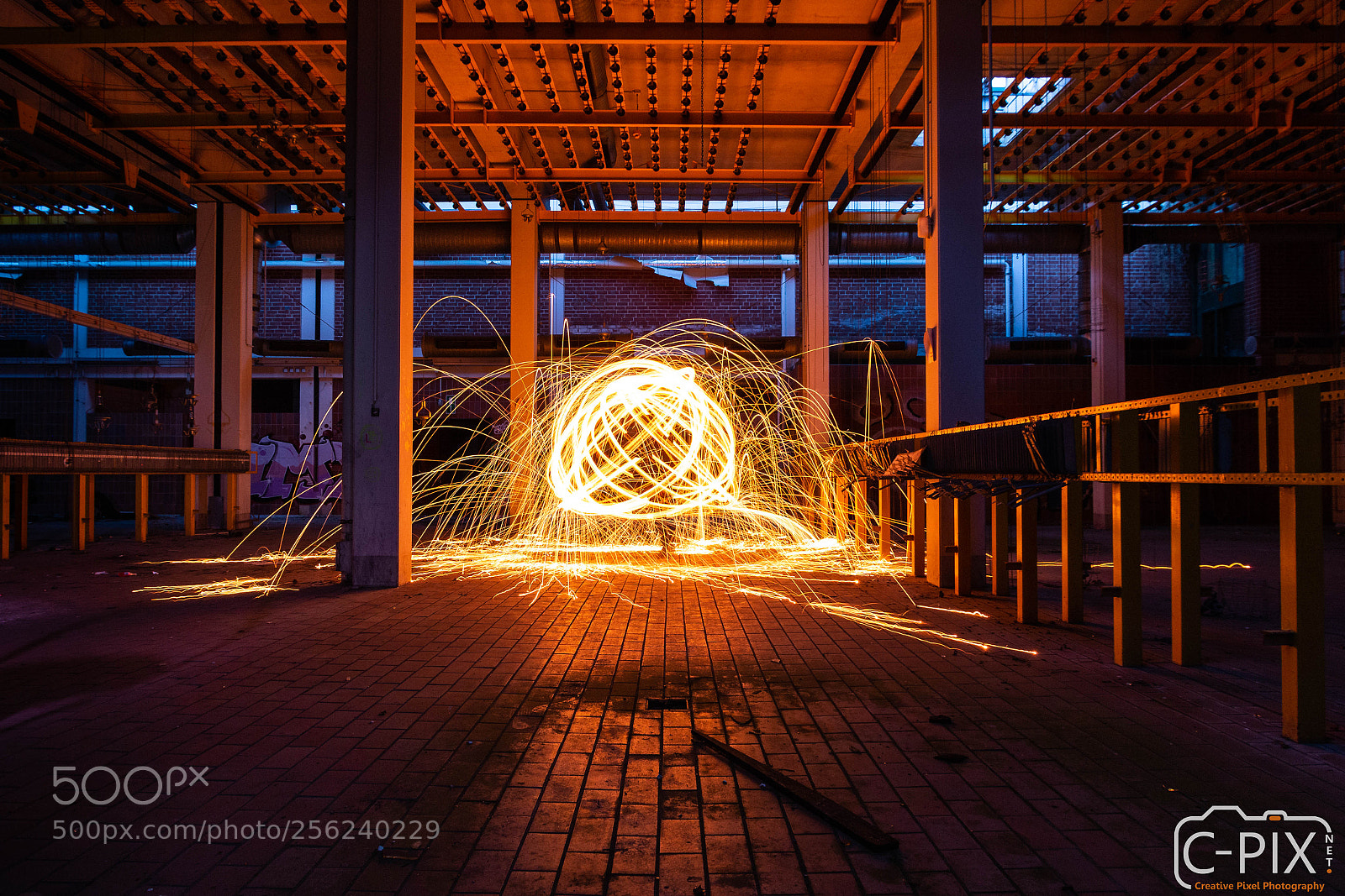 Canon EOS 70D sample photo. Ball of burning steel photography