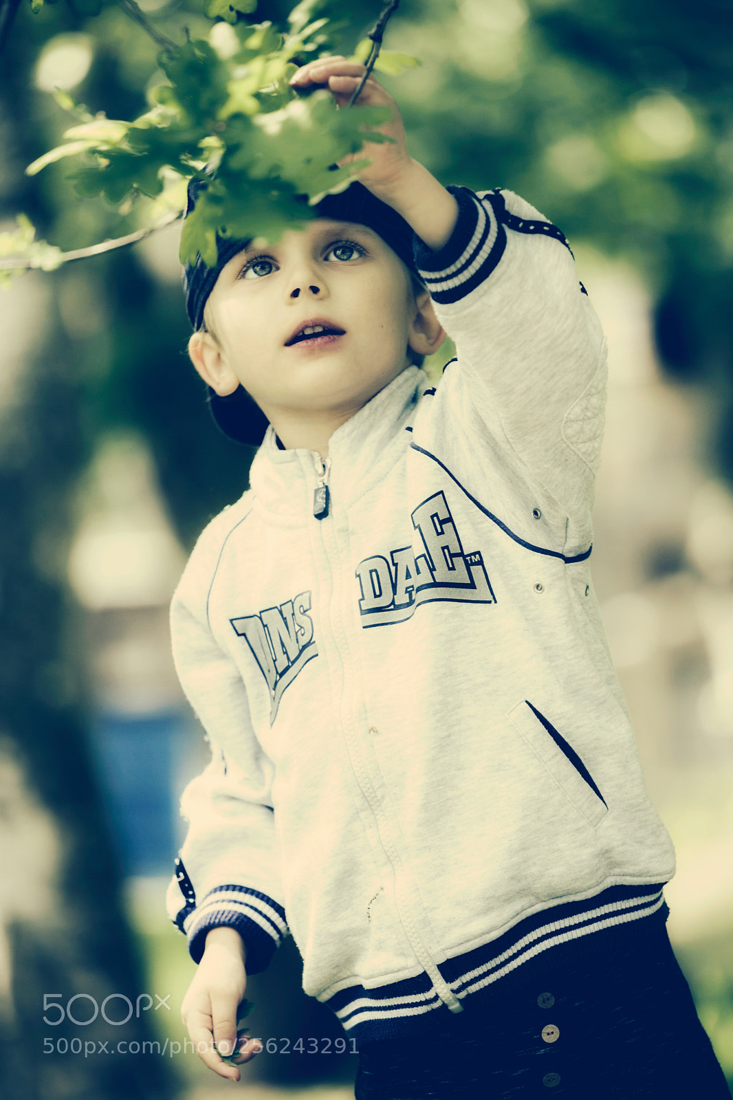 Canon EOS 6D Mark II sample photo. Childhood photography