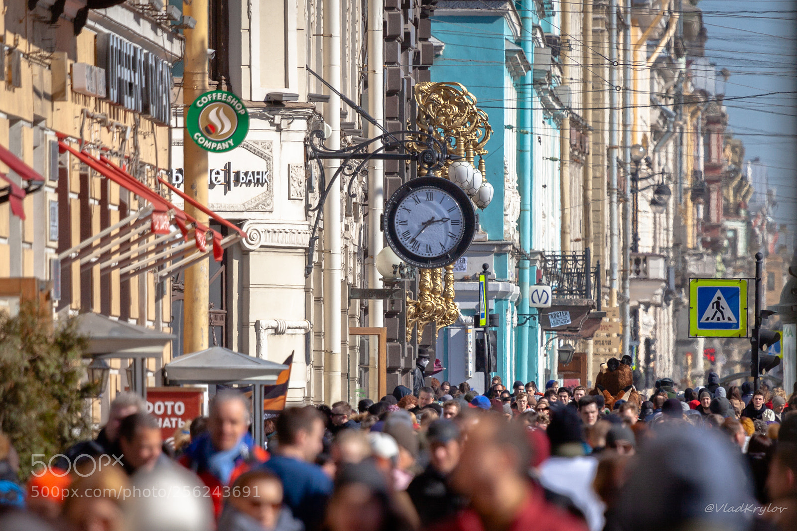 Canon EOS 5D Mark II sample photo. Nevsky prospect, st petersburg photography