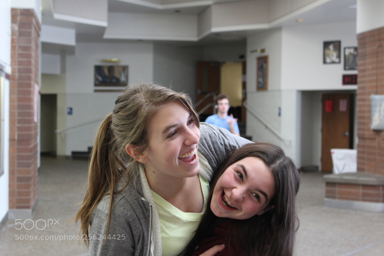 Canon EOS 1200D (EOS Rebel T5 / EOS Kiss X70 / EOS Hi) sample photo. Leah and meg photography