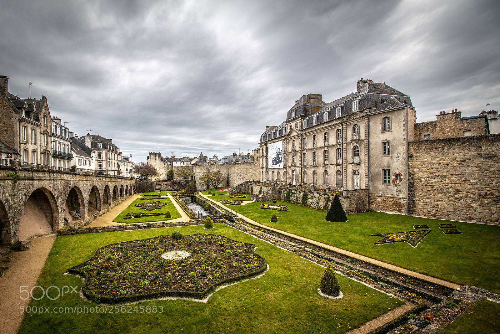 Canon EOS 70D sample photo. Chateau de l'hermine photography