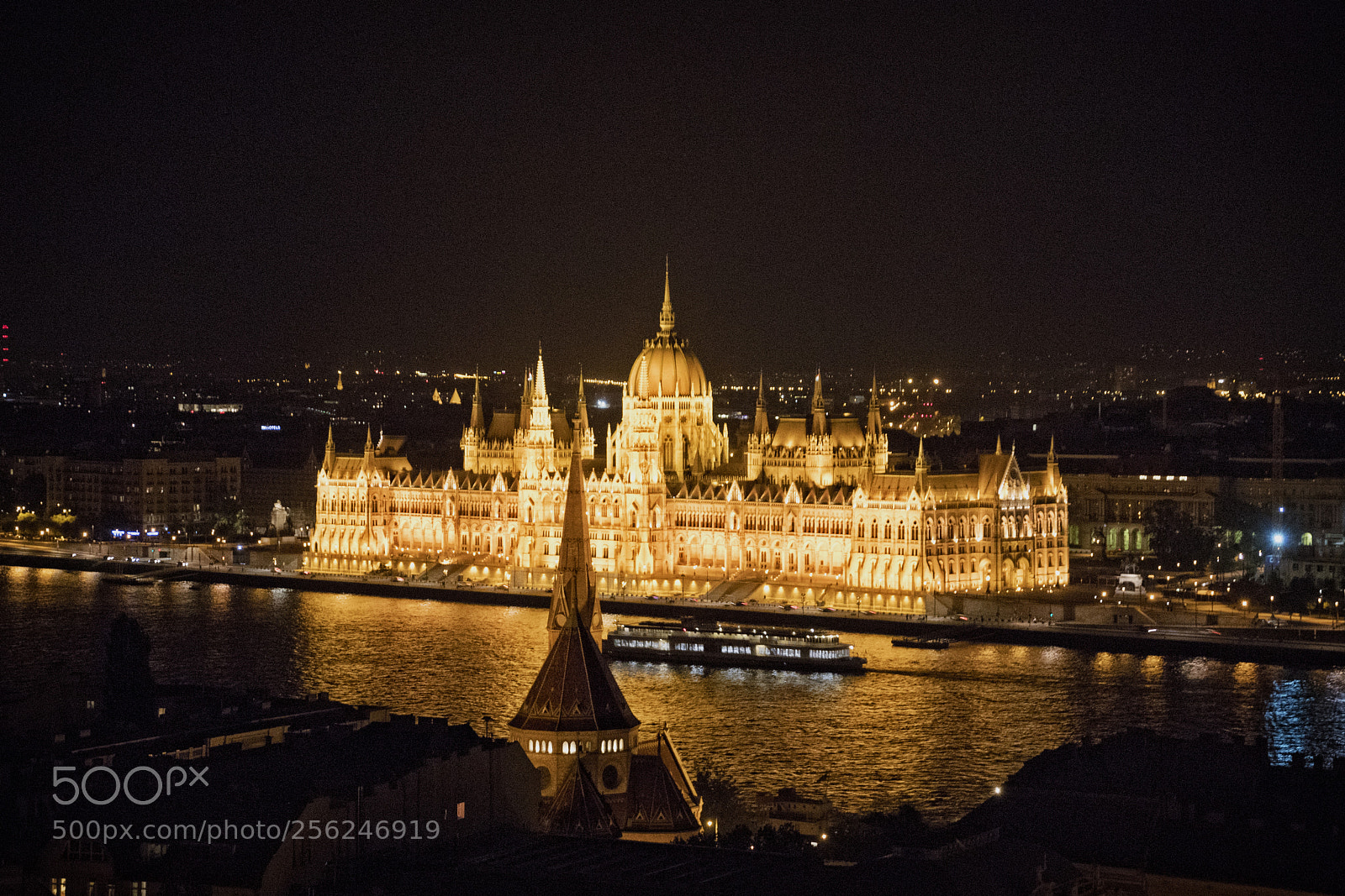Canon EOS 6D Mark II sample photo. The parliament photography