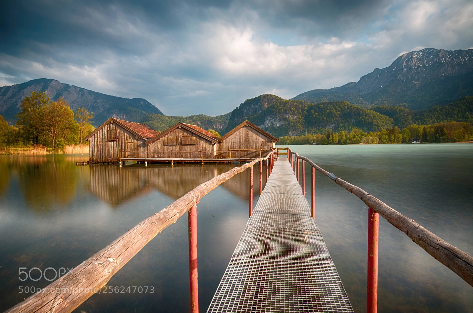 Canon EOS 6D Mark II sample photo. Boathouse photography