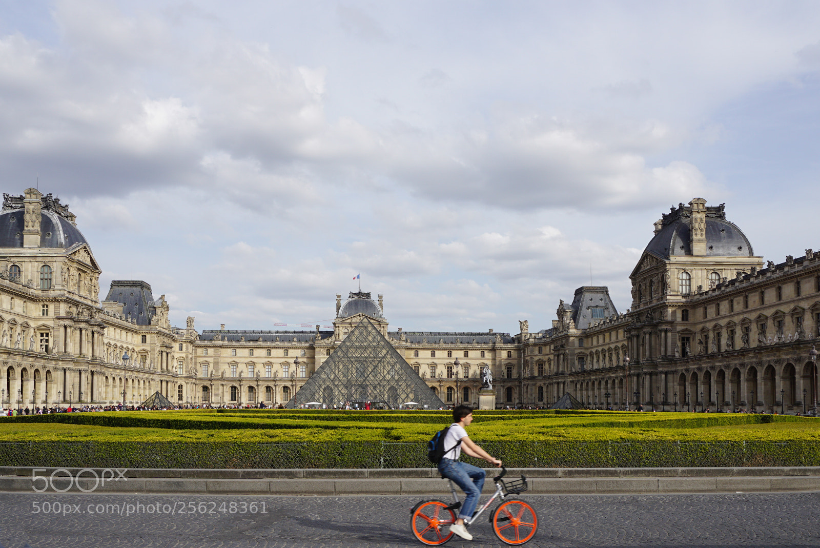 Sony a6000 sample photo. Paris photography