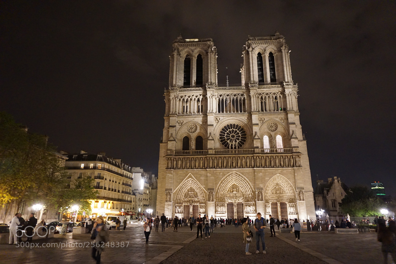 Sony a6000 sample photo. Paris photography
