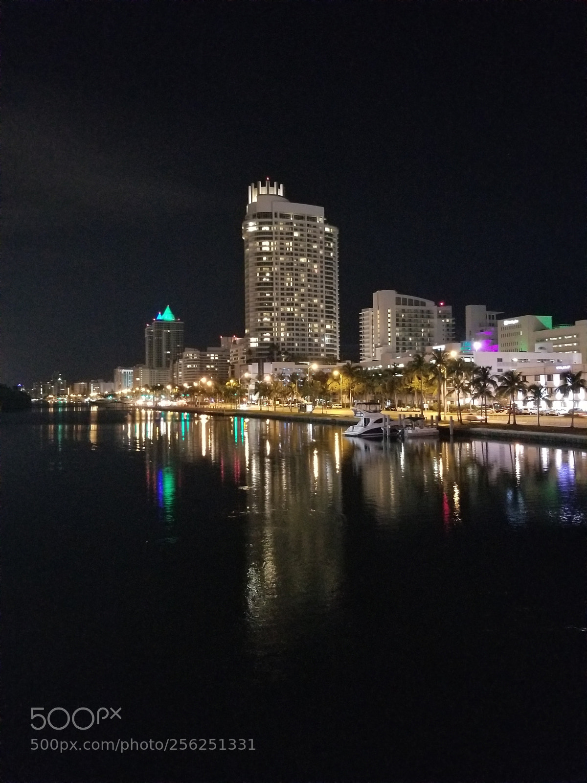 Samsung Galaxy S8+ sample photo. Untitled photography