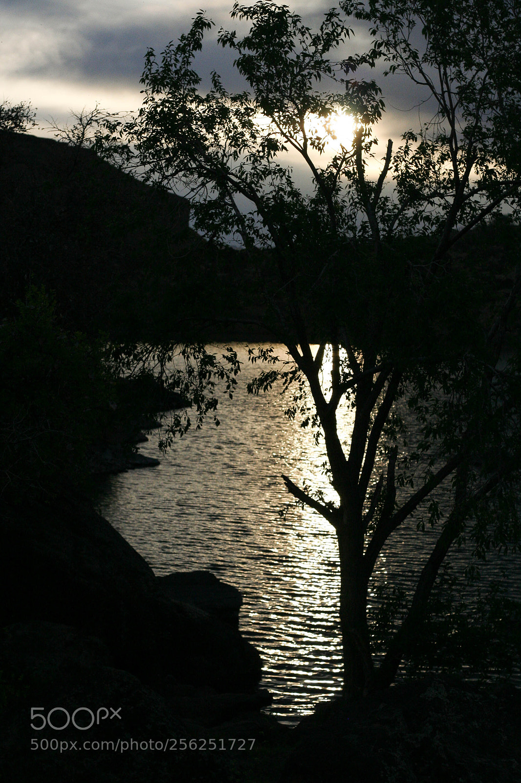 Canon EOS 350D (EOS Digital Rebel XT / EOS Kiss Digital N) sample photo. Landscape photography