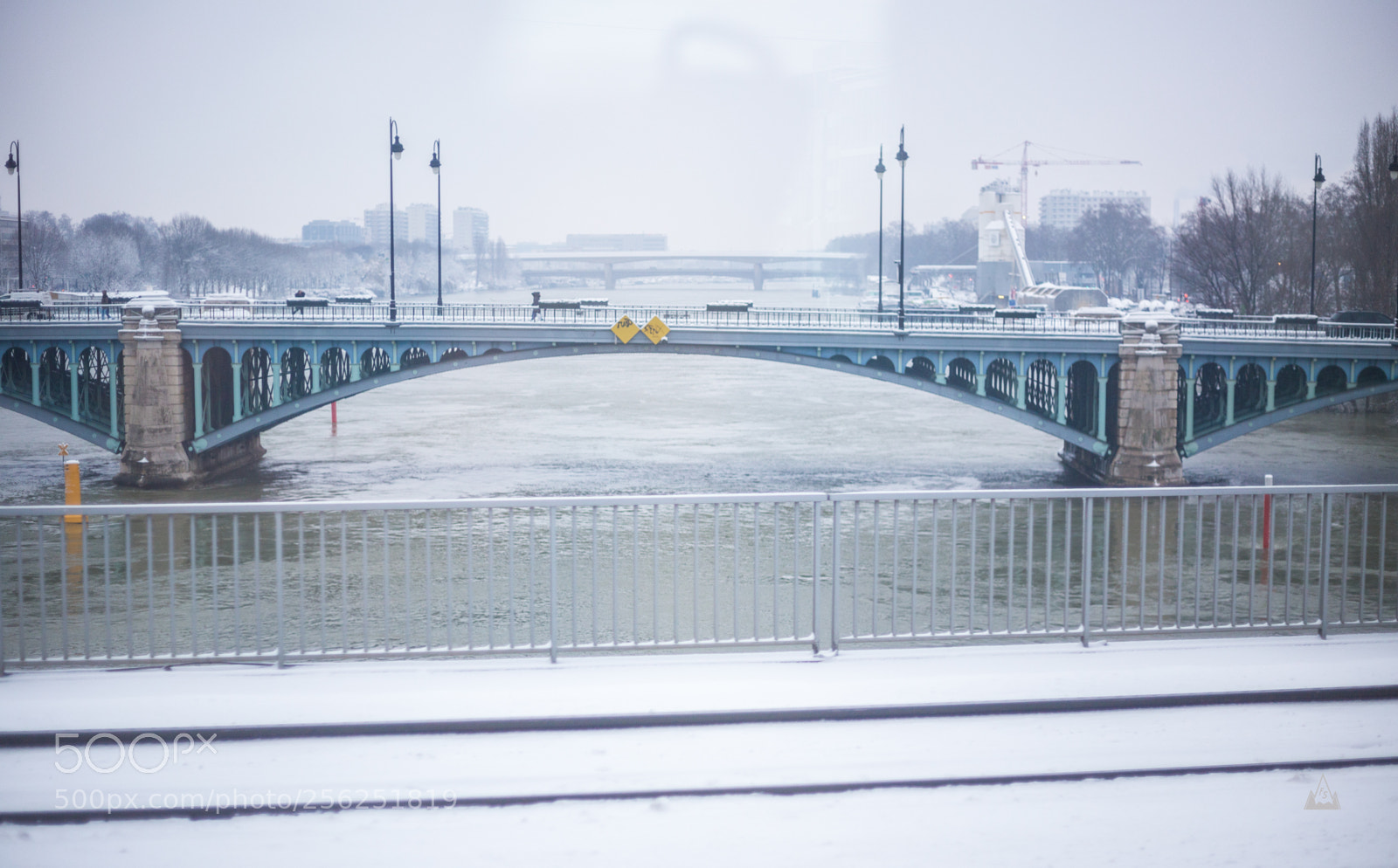 Canon EOS 6D sample photo. Banlieue et la neige photography