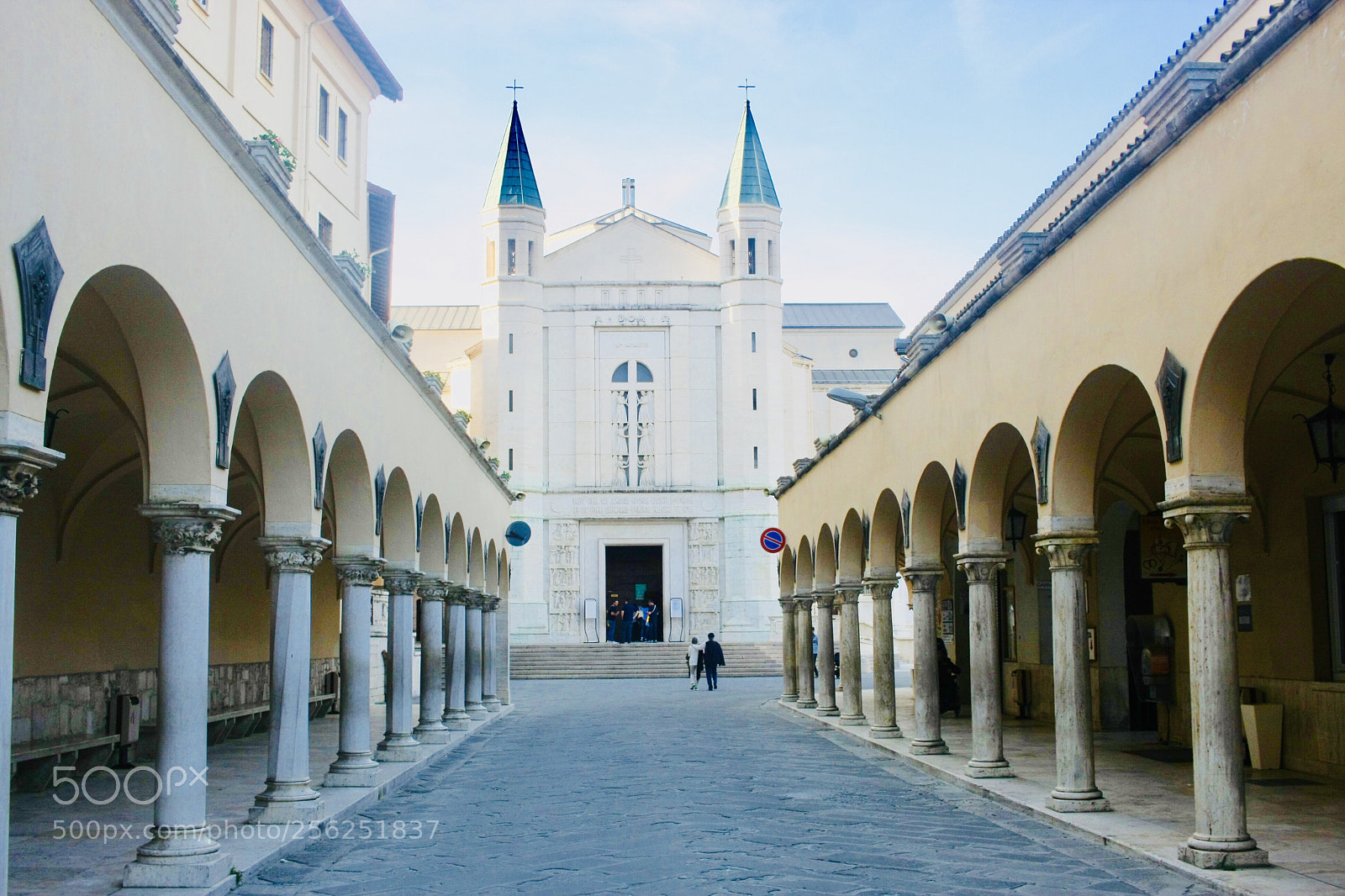 Canon EOS 40D sample photo. Cascia - santuario di photography
