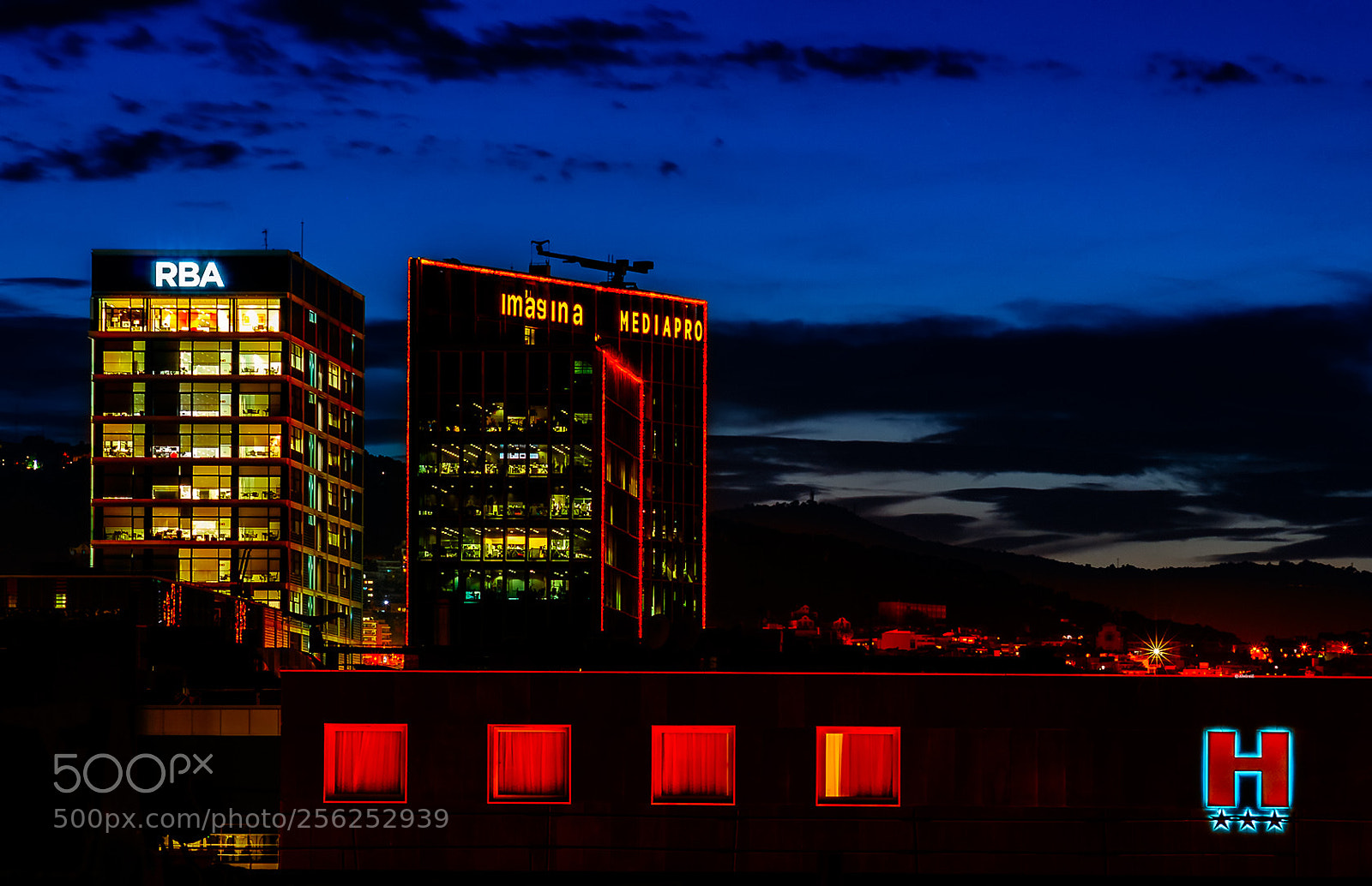 Nikon D300 sample photo. Color! (poblenou, barcelona) photography