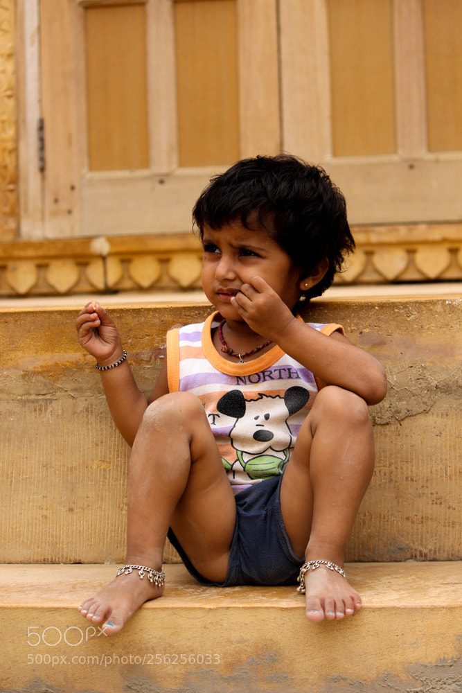 Canon EOS 650D (EOS Rebel T4i / EOS Kiss X6i) sample photo. Little boy,jaiselmer, india 2015 photography