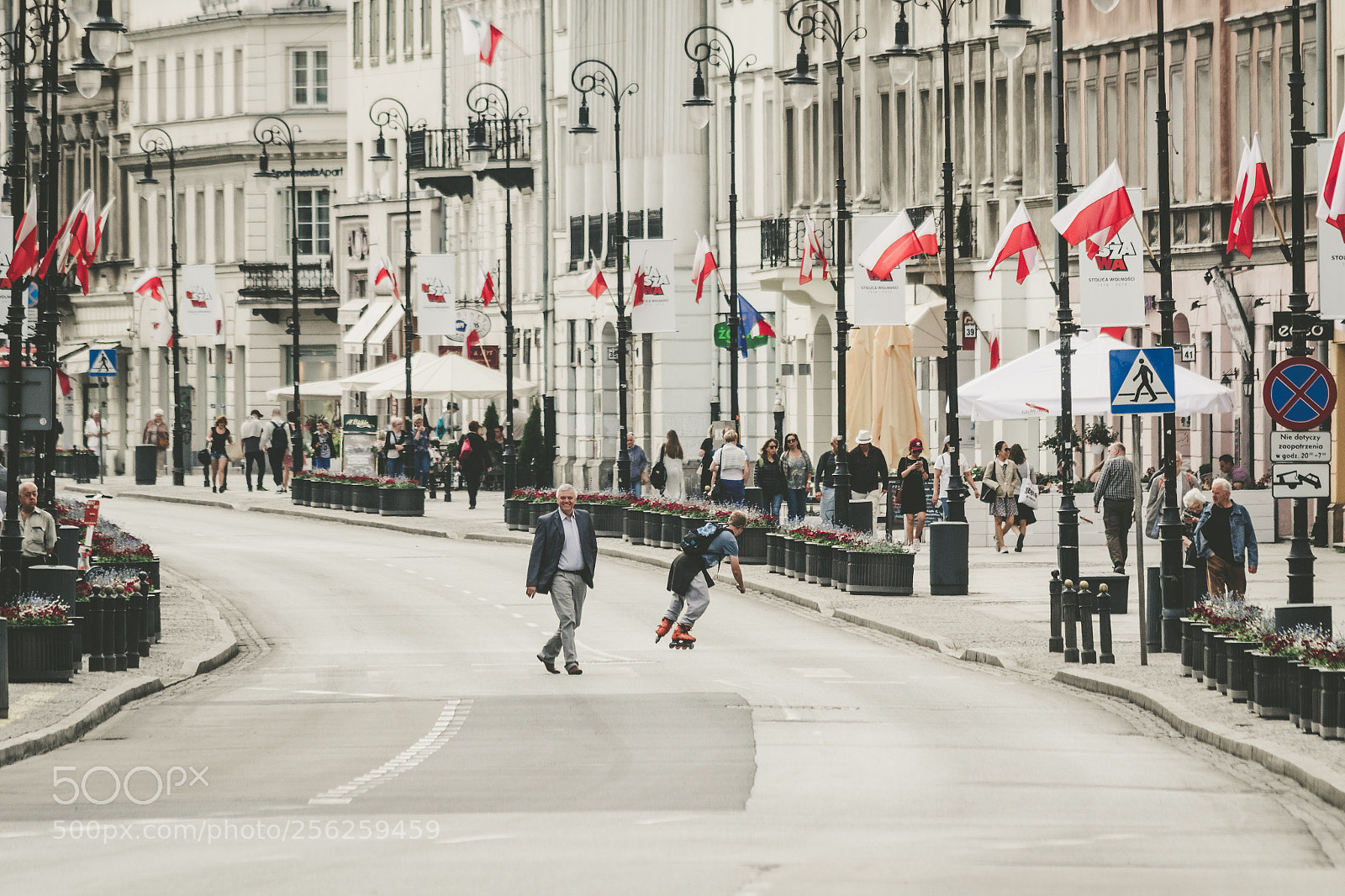 Canon EOS 7D Mark II sample photo. Polish national flag day photography