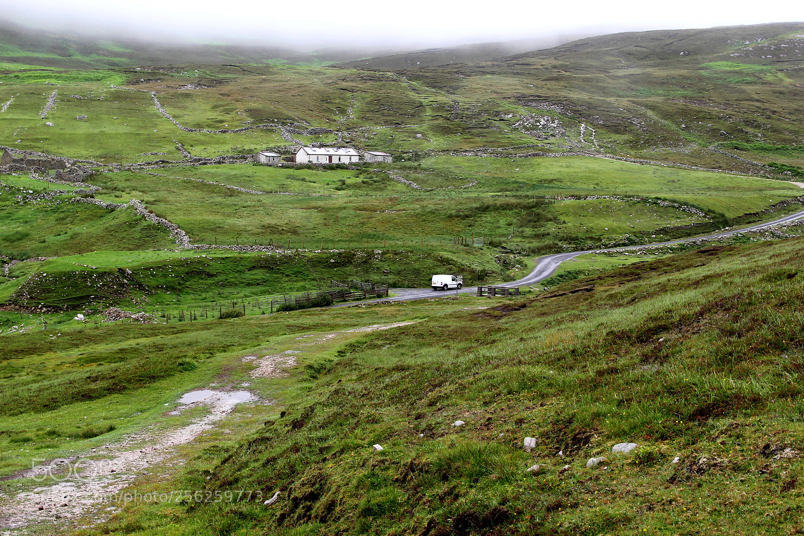 Canon EOS 60D sample photo. The countryside photography