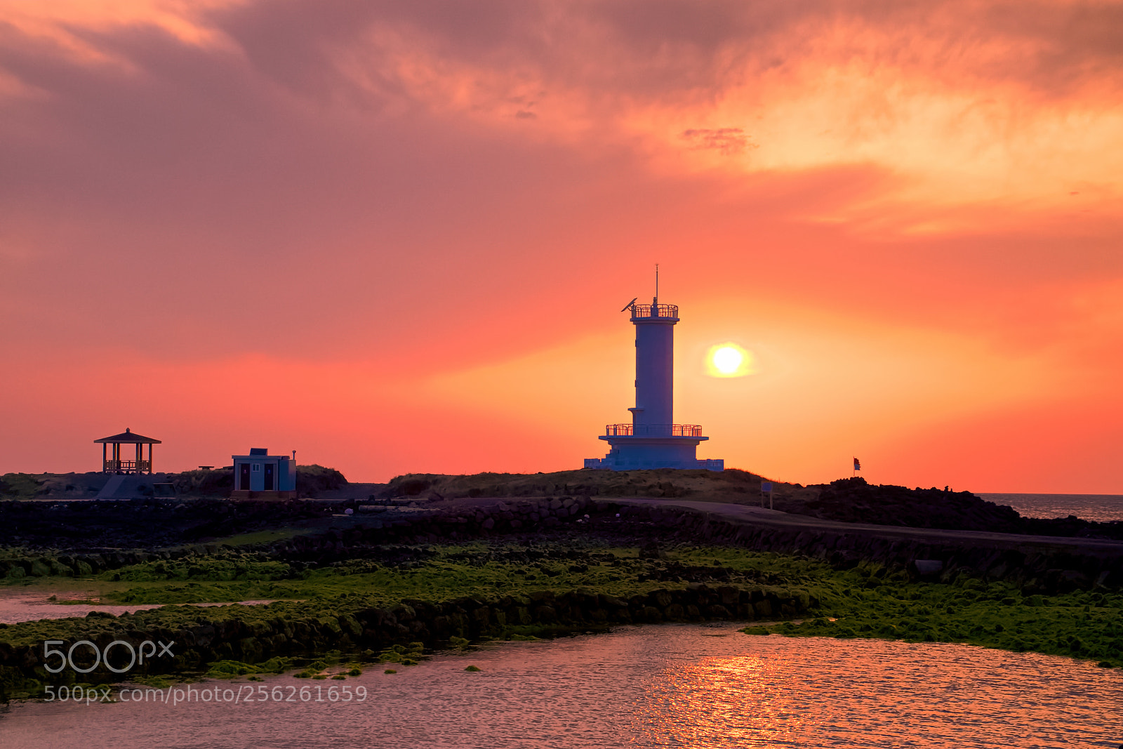 Nikon D5500 sample photo. A lighthouse with a photography