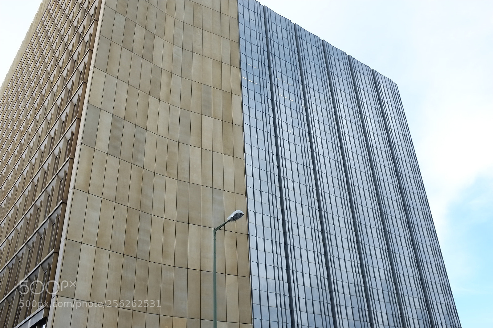 Fujifilm FinePix X100 sample photo. Zgrada in berlin photography