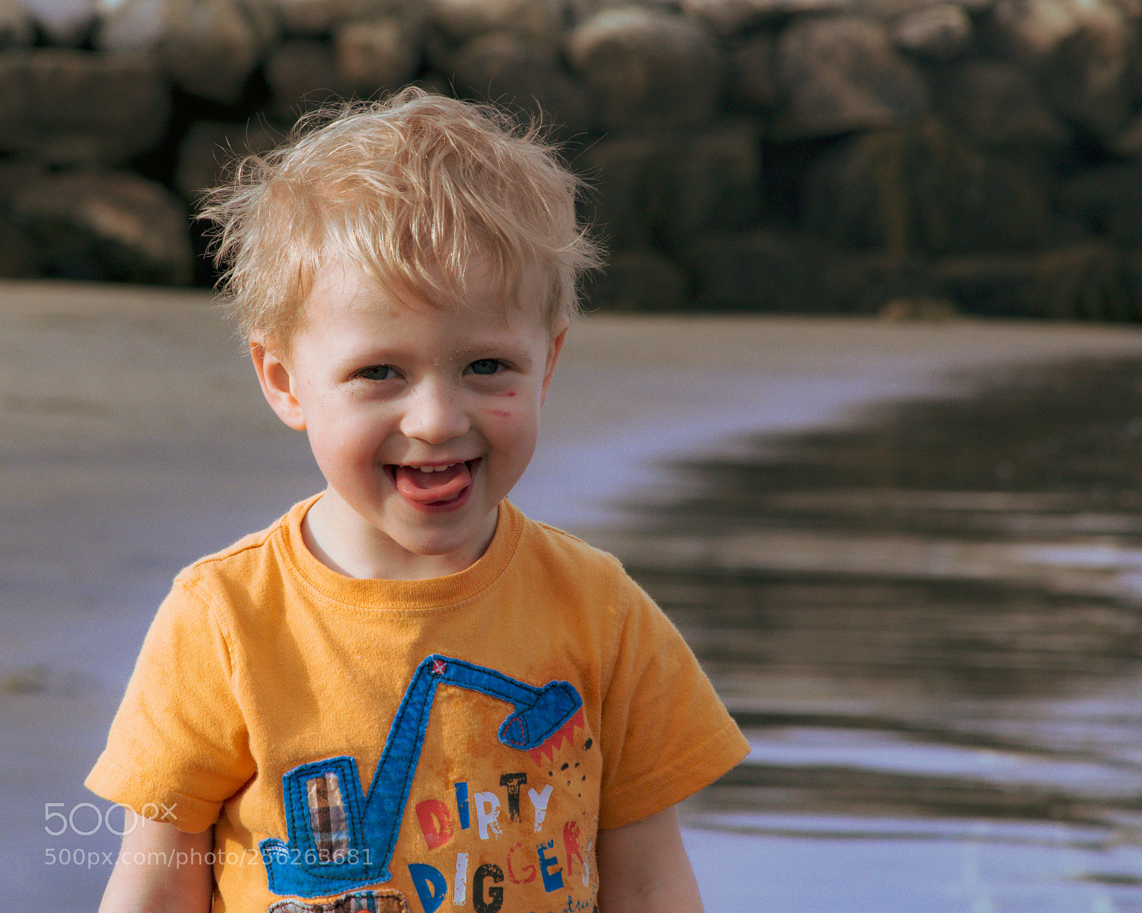 Canon EOS 7D Mark II sample photo. Hiccup at the beach photography